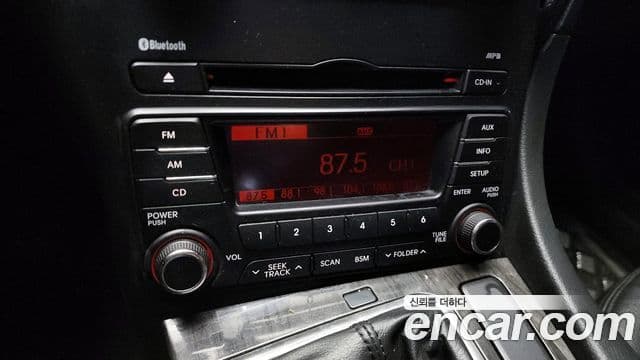 Kia K5 LPI Deluxe, 2011 16