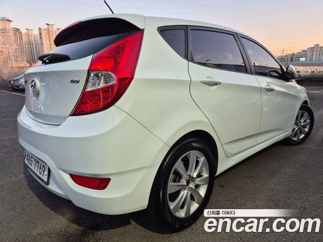 Hyundai Accent(новый кузов / новое поколение) Wit 1.6 GDI top, 2011 6