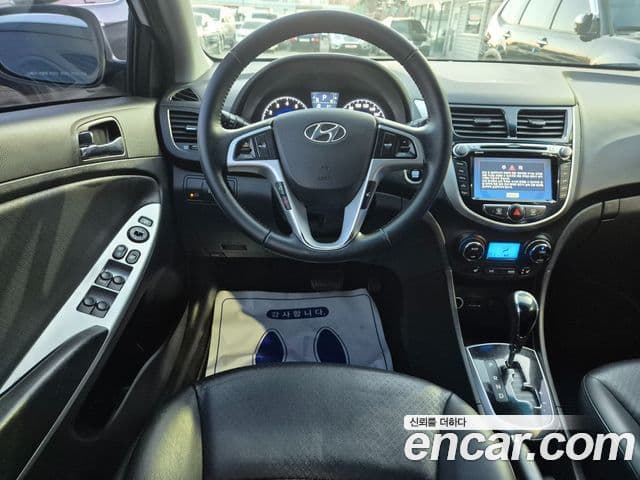 Hyundai Accent(новый кузов / новое поколение) Wit 1.6 GDI top, 2011 9