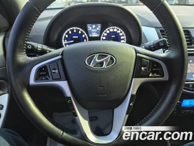 Hyundai Accent(новый кузов / новое поколение) Wit 1.6 GDI top, 2011 15