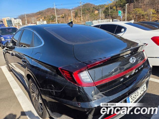 Hyundai Sonata гибрид (DN8) Family, 2023 4