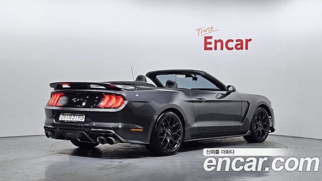 Ford Mustang кабриолет, 2020 2