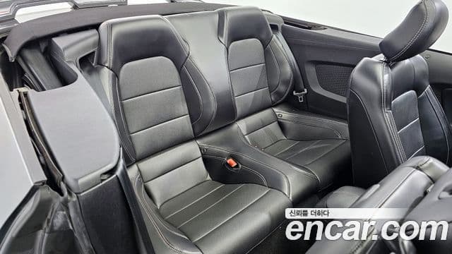 Ford Mustang кабриолет, 2020 11