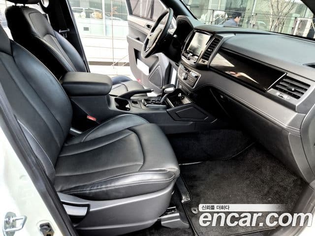KG모빌리티(SsangYong) The / новый New Rexton Sport Prestige, 2023 11