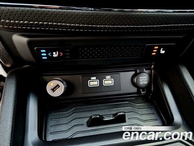 KG모빌리티(SsangYong) The / новый New Rexton Sport Prestige, 2023 17