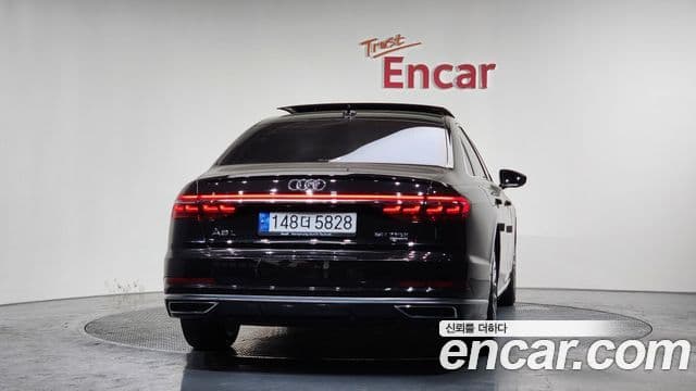Audi A8 (D5) 55 TFSI Quattro LWB, 2021 4