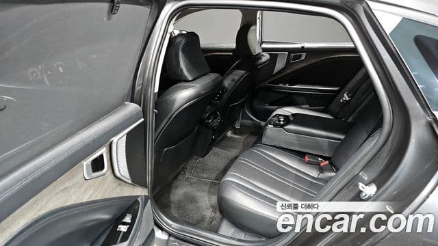 Kia K8 Prestige(арендный автомобиль), 2022 11