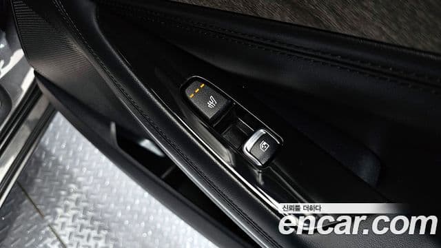 Kia K8 Prestige(арендный автомобиль), 2022 19