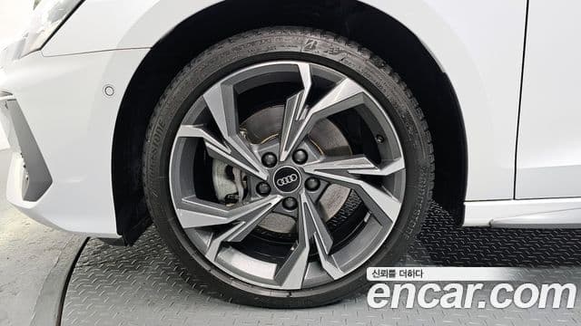 Audi A3 (8Y) Premium, 2022 все фото