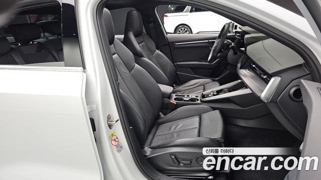 Audi A3 (8Y) Premium, 2022 10