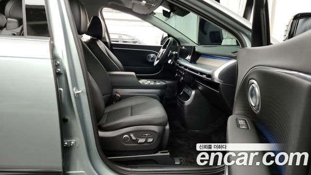 Hyundai IONIQ 9 6인승 Prestige, 2025 11