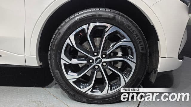 Lincoln Nautilus 2세대 2.0 Reserve AWD, 2025 все фото