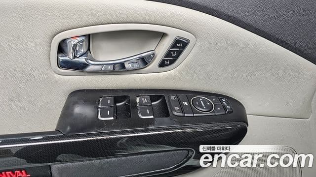 Kia All New Carnival Noblesse, 2016 17