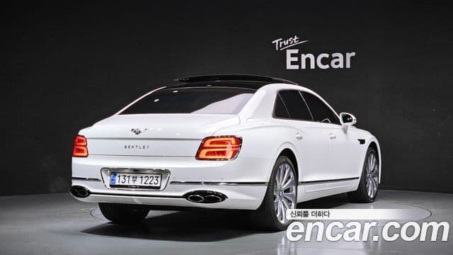 Bentley Flying Spur 3세대, 2022 2