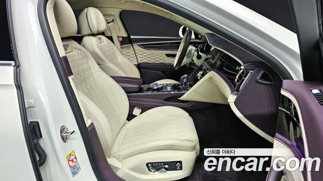 Bentley Flying Spur 3세대, 2022 10