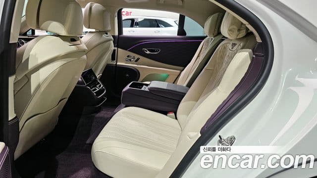 Bentley Flying Spur 3세대, 2022 12