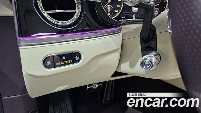 Bentley Flying Spur 3세대, 2022 14