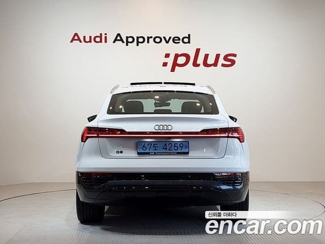 Audi Q8 e-Tron (GE) 55 Quattro Sportback, 2024 4