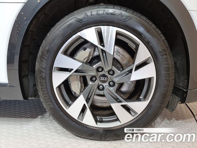 Audi Q8 e-Tron (GE) 55 Quattro Sportback, 2024 все фото