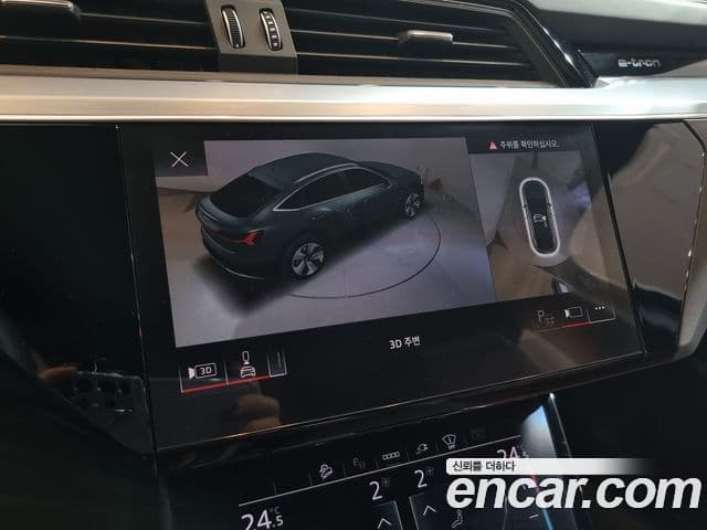 Audi Q8 e-Tron (GE) 55 Quattro Sportback, 2024 20