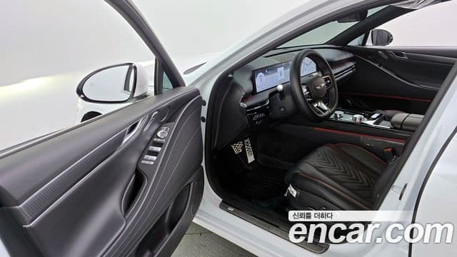 Genesis G80 (RG3) бензин 2.5 турбо AWD, 2025 10