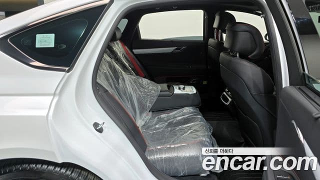 Genesis G80 (RG3) бензин 2.5 турбо AWD, 2025 12