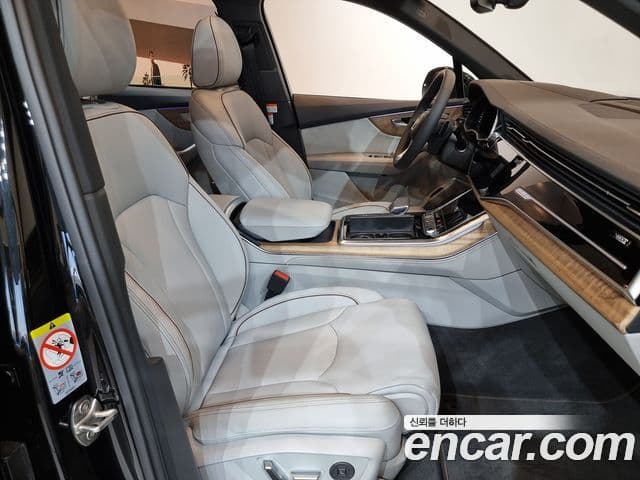 Audi Q7 (4M), 2025 10