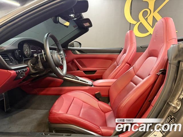 Porsche 911 (992) Carrera кабриолет, 2024 8