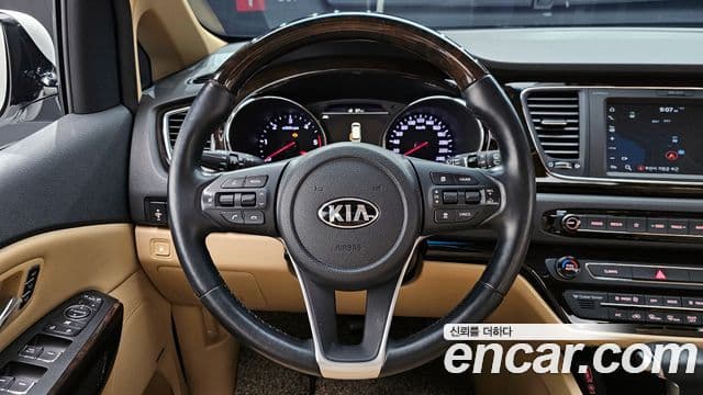 Kia The / новый New Carnival Special, 2020 13