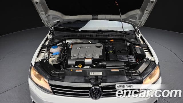 Volkswagen New Jetta 6세대, 2014 6