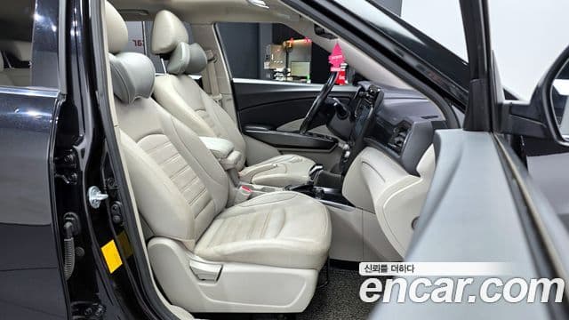 KG모빌리티(SsangYong) Berry New Tivoli V5, 2020 11