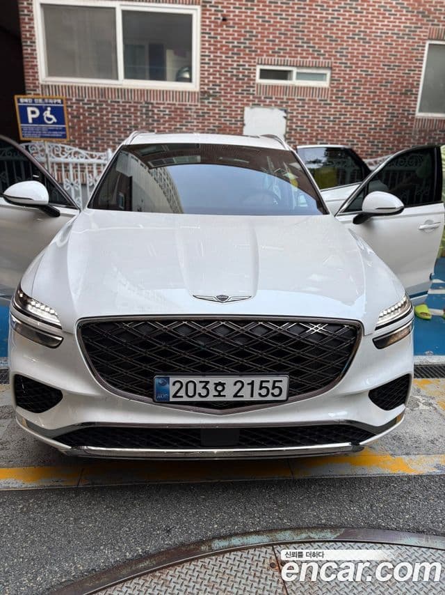 Genesis GV70, 2025 1