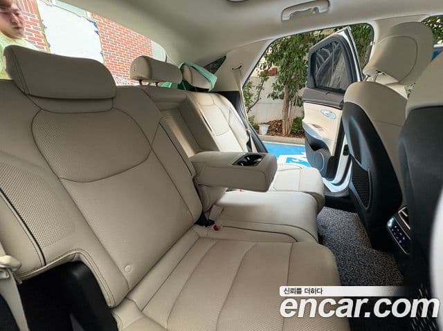 Genesis GV70, 2025 6