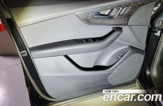 Audi Q7 (4M) Premium, 2023 9