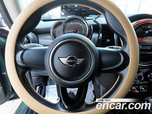 Mini Cooper D 3세대, 2015 8