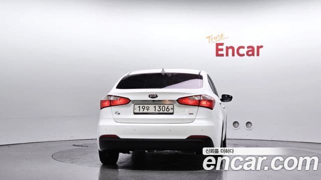 Kia K3 Trendy, 2013 4