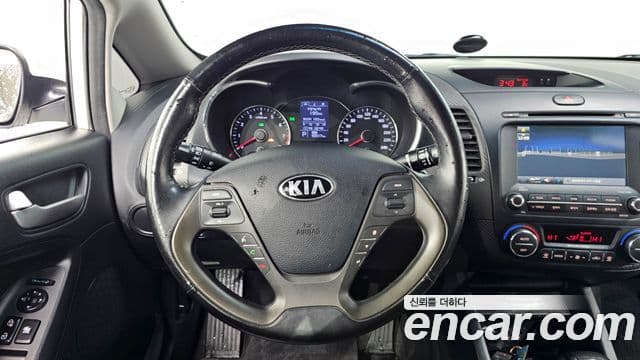 Kia K3 Trendy, 2013 13