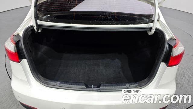 Kia K3 Trendy, 2013 20