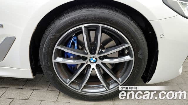 BMW 5시리즈 (G30) 520i M Sport, 2022 все фото