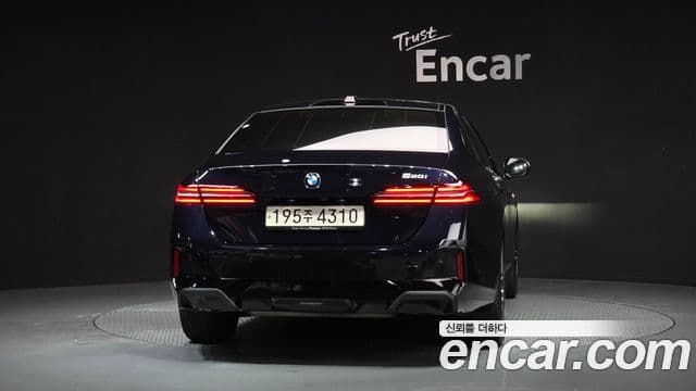 BMW 5시리즈 (G60) 520i M Sport, 2024 4