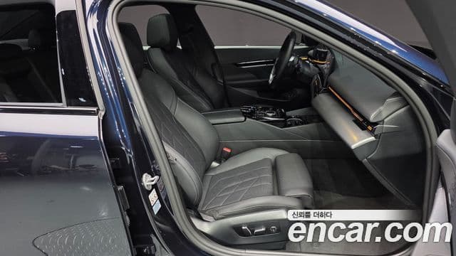 BMW 5시리즈 (G60) 520i M Sport, 2024 10