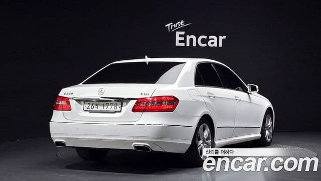 Mercedes-Benz E-класс W212 Avantgarde, 2013 2