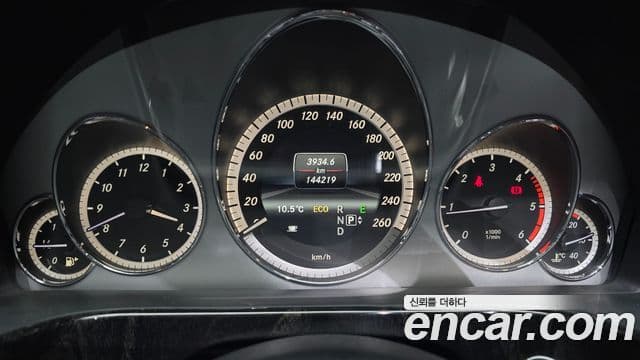 Mercedes-Benz E-класс W212 Avantgarde, 2013 8