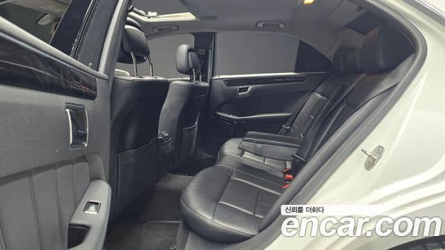 Mercedes-Benz E-класс W212 Avantgarde, 2013 12