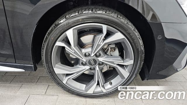 Audi A3 (8Y) Premium, 2023 все фото