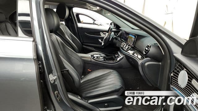 Mercedes-Benz E-класс W213 Exclusive, 2018 11