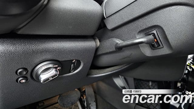 Mini Cooper Электрический (Electric) 3세대, 2024 14