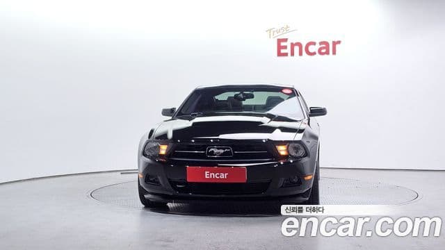 Ford Mustang купе, 2012 3