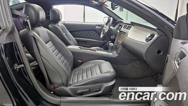 Ford Mustang купе, 2012 10