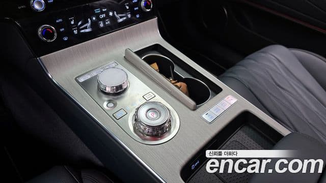 Genesis G80 (RG3) бензин 2.5 турбо AWD, 2025 9